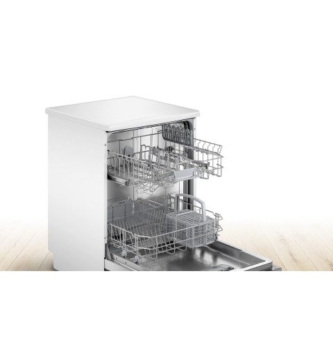 Bosch Serie 2 SMS2ITW11E dishwasher Freestanding 12 place settings E