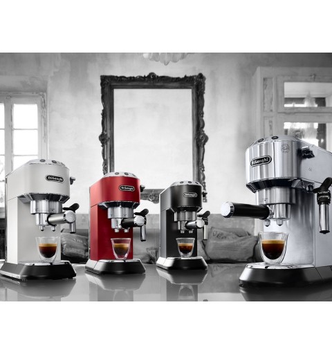 De’Longhi Dedica Style EC 685.R Manual Espresso machine 1.1 L