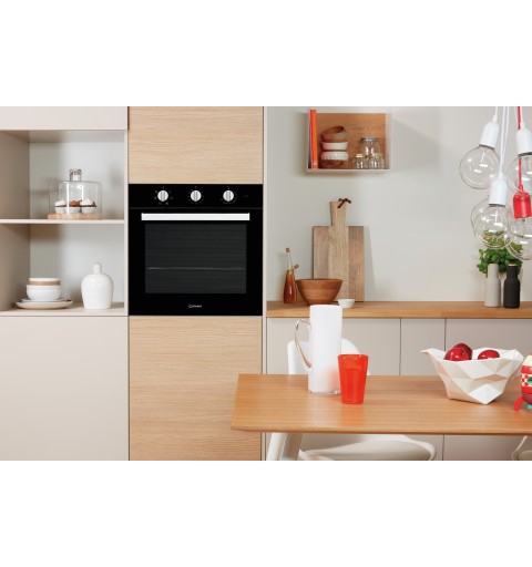 Indesit IFW 6530 BL four 66 L A Noir