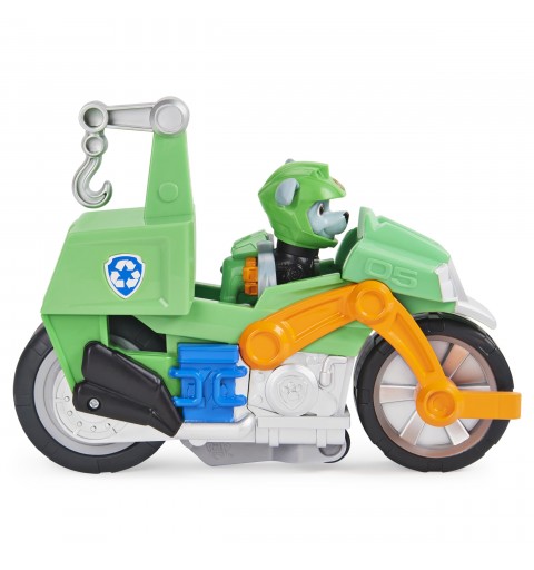 PAW Patrol , Moto Pups Rocky’s Deluxe Pull Back Motorcycle Vehicle with Wheelie Feature and Figure