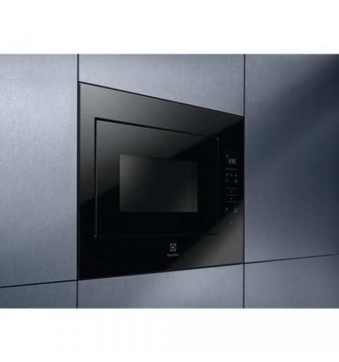 Electrolux MQ927GNE Built-in Combination microwave 26 L 900 W Black