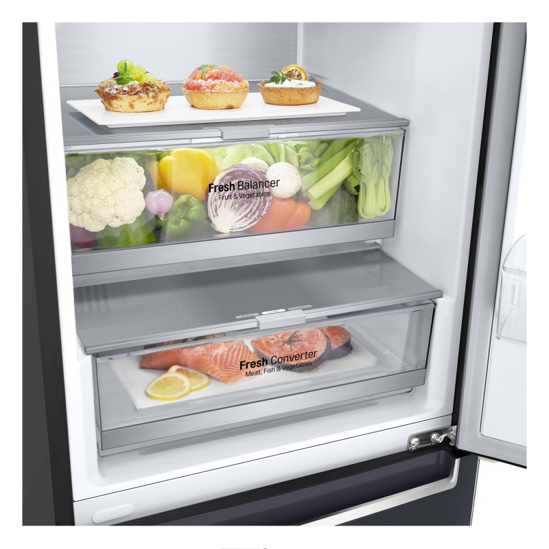 LG Centum™ NatureFRESH™ GBB92MCABP Fridge Freezer