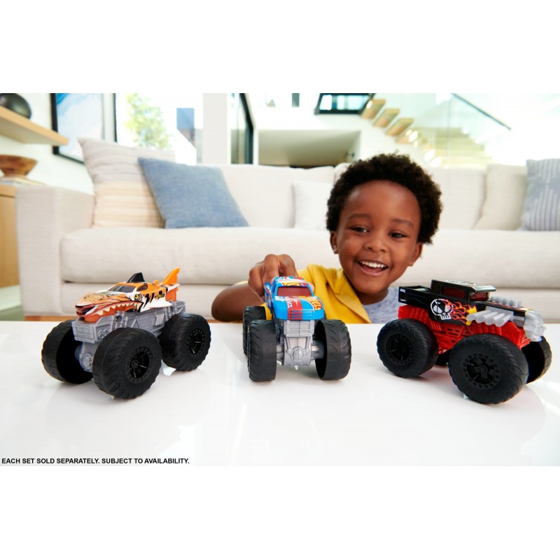 Hot Wheels Monster Trucks Roarin' Wreckers Assortment