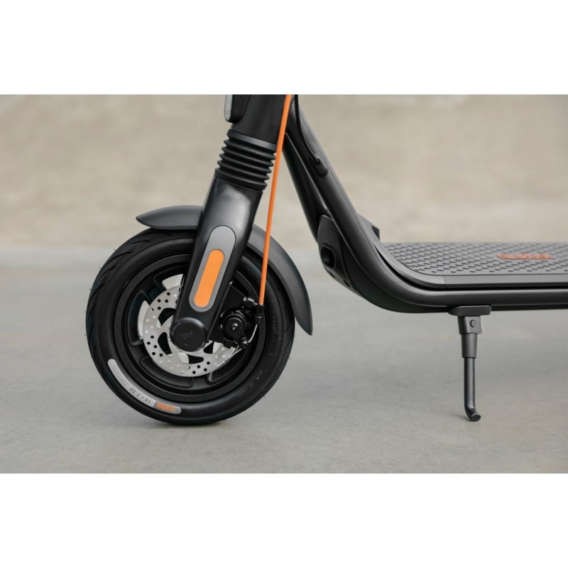 Ninebot by Segway KickScooter F2 Pro E 25 km h Black