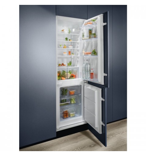 Electrolux LNS5LE18S fridge-freezer Built-in 271 L E White