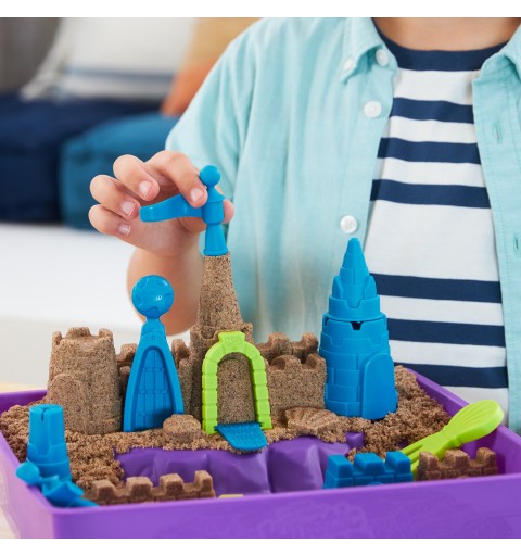 Kinetic Sand , coffret Château de luxe avec 1,13 kg de sable de plage, moules et outils, jouets sensoriels pour les enfants à