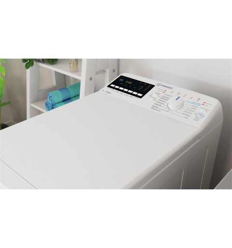 Indesit BTW B7231P IT washing machine Top-load 7 kg 1200 RPM White