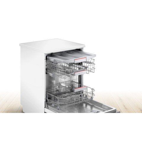 Bosch Serie 4 SMS4HMW06E Spülmaschine Freistehend 14 Maßgedecke D