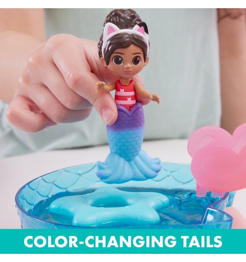 Gabby's Dollhouse , Purr-ific Pool Playset with Gabby and MerCat Figures, Color-Changing Mermaid Tails and Pool Accessories