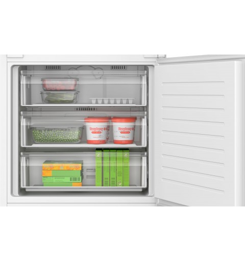 Bosch Serie 2 KBN965SE0 fridge-freezer Built-in 383 L E White