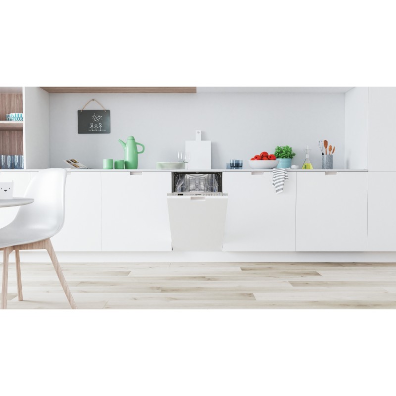 Indesit DSIO 3M24 C S A scomparsa totale 10 coperti E