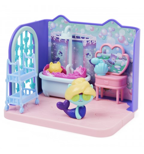 Gabby's Dollhouse Gabby et la Maison Magique - - Playset Deluxe La Salle De Bain Marine - 1 Figurine + Accessoires - Ajoute