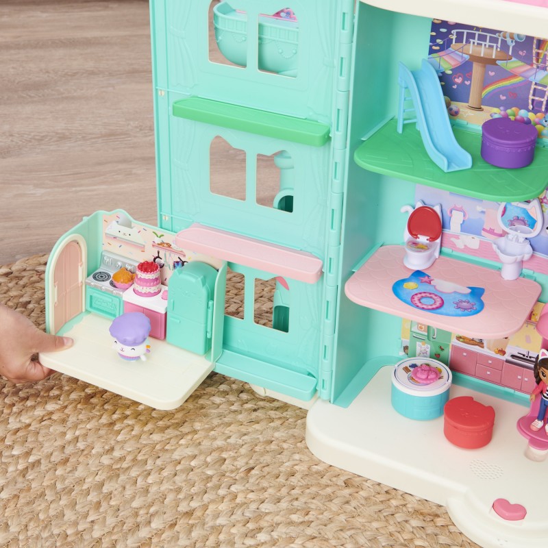 Gabby's Dollhouse Gabby et la Maison Magique - - Playset De Luxe La Cuisine De Petit Chou - 1 Figurine + Accessoires - Ajoute