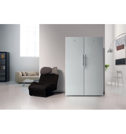 Indesit SI4 2 W.1 fridge Freestanding 263 L E White