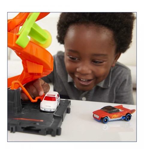 Hot Wheels City Mega Tower Car Wash