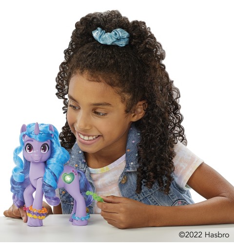 My Little Pony See Your Sparkle Izzy Moonbow