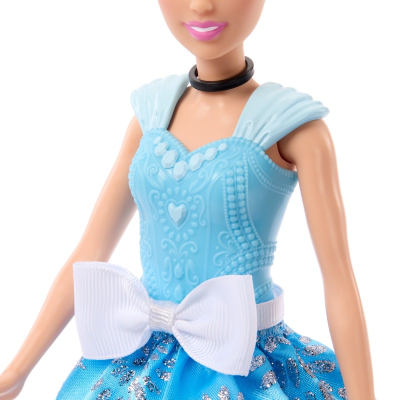 Disney Princess ROYAL FASHION REVEAL Cinderella Doll