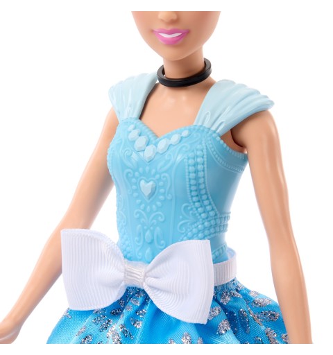 Disney Princess ROYAL FASHION REVEAL Cinderella Doll