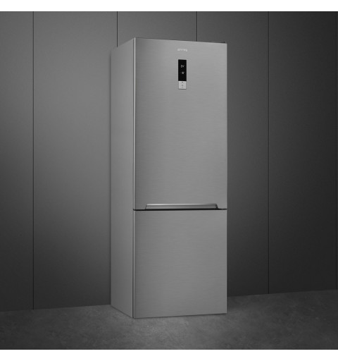 Smeg FC48XDNE fridge-freezer Freestanding 481 L D Stainless steel