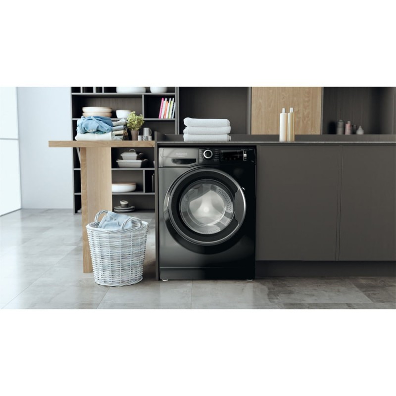 Hotpoint NBT 116 BLACK IT machine à laver Charge avant 11 kg 1400 tr min Noir