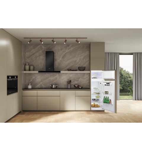 Whirlpool ART 3802 Intégré 218 L E Blanc