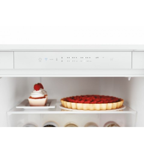 Candy Fresco CCUBT5519EW Intégré 281 L E Blanc