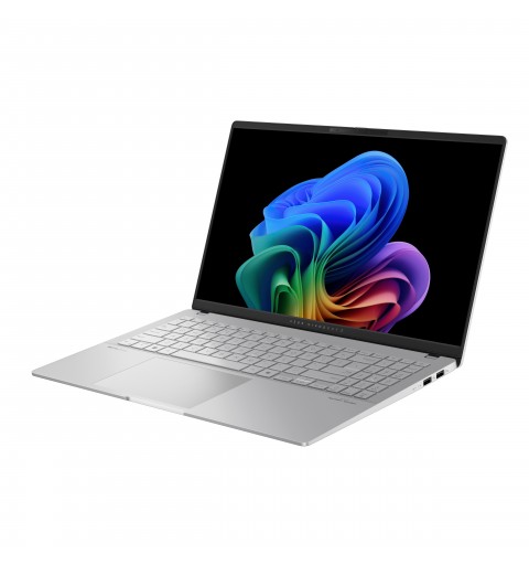 ASUS Vivobook S 15 OLED S5507QA-MA012W Qualcomm Snapdragon X1P-42-100 Computer portatile 39,6 cm (15.6") 3K 16 GB LPDDR5x-SDRAM