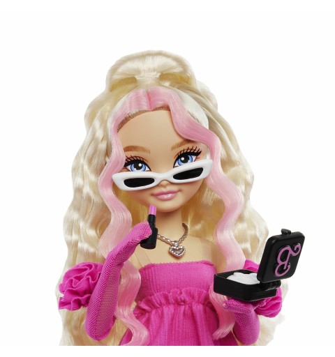 Barbie Dream Besties “Malibu' Doll and Accessories