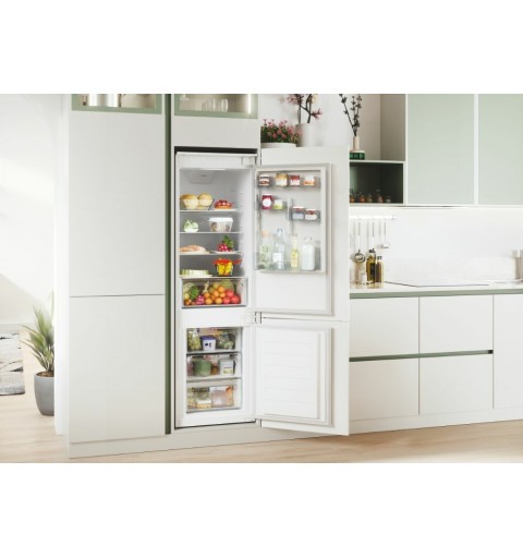 Candy Fresco CBL3518E Built-in 263 L E White