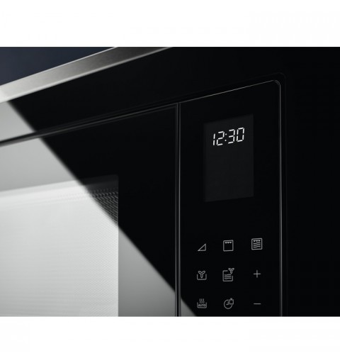 Electrolux LMS4253TMK Black Grill microwave Built-in 900 W